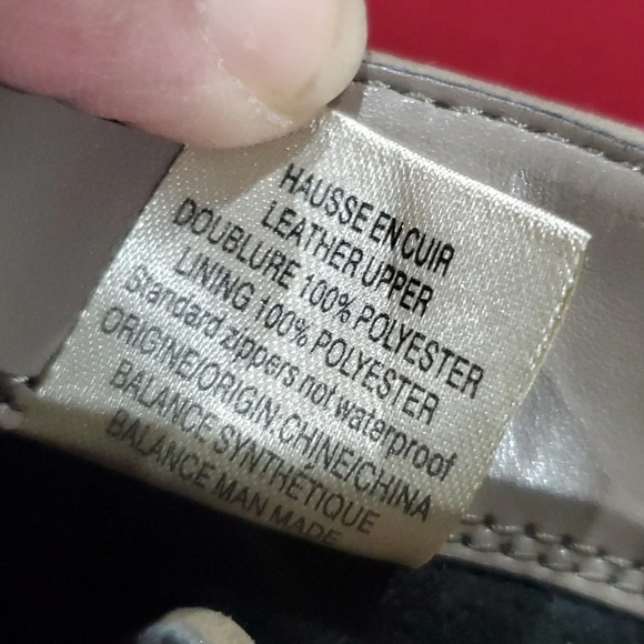 Blondo tan waterproof lace up side zip lug sole boots - Picture 10 of 12